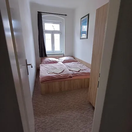 Ap 5 Alice Near Springs - 4 Rooms Karlovy Vary Exterior photo